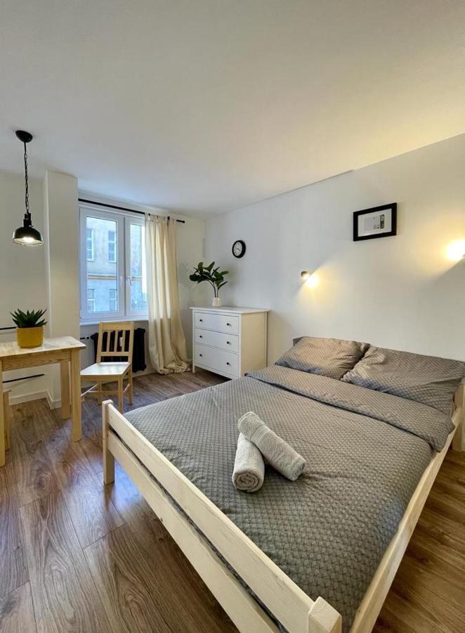 Niron Apartament Ludowa 皮拉 外观 照片